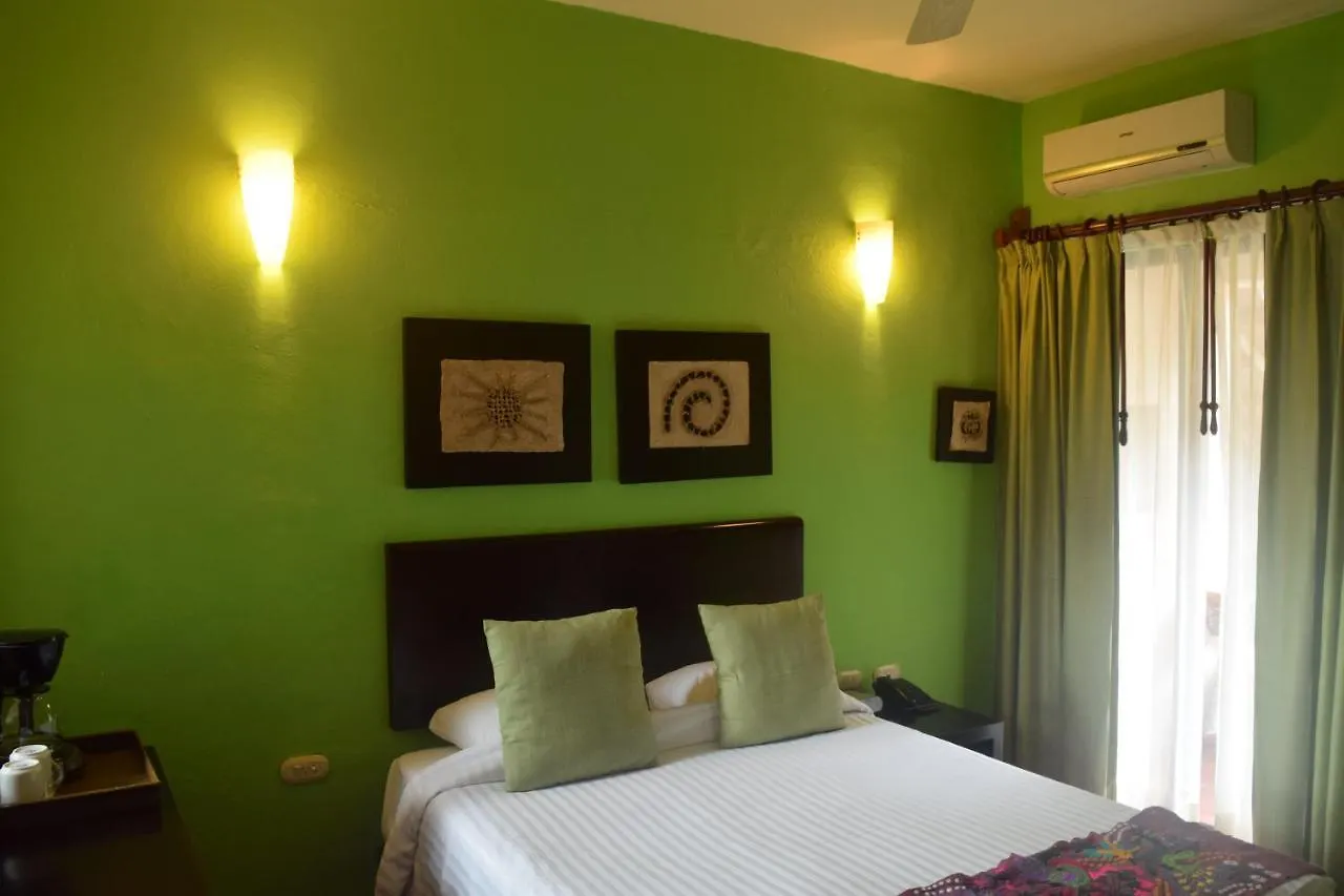 La Tortuga Hotel & Spa - Adults Only Playa del Carmen 4*,  Messico