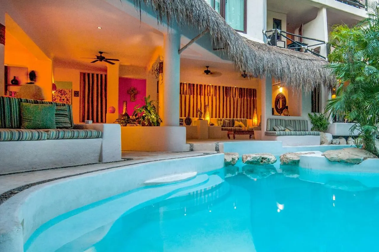 La Tortuga Hotel & Spa - Adults Only Playa del Carmen 4*,